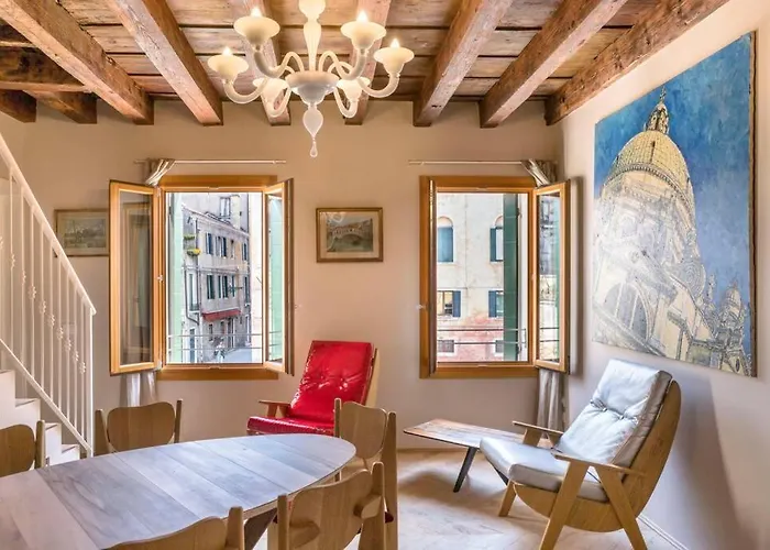 Elite Home Stunning Venetian Apt. Close Accademia